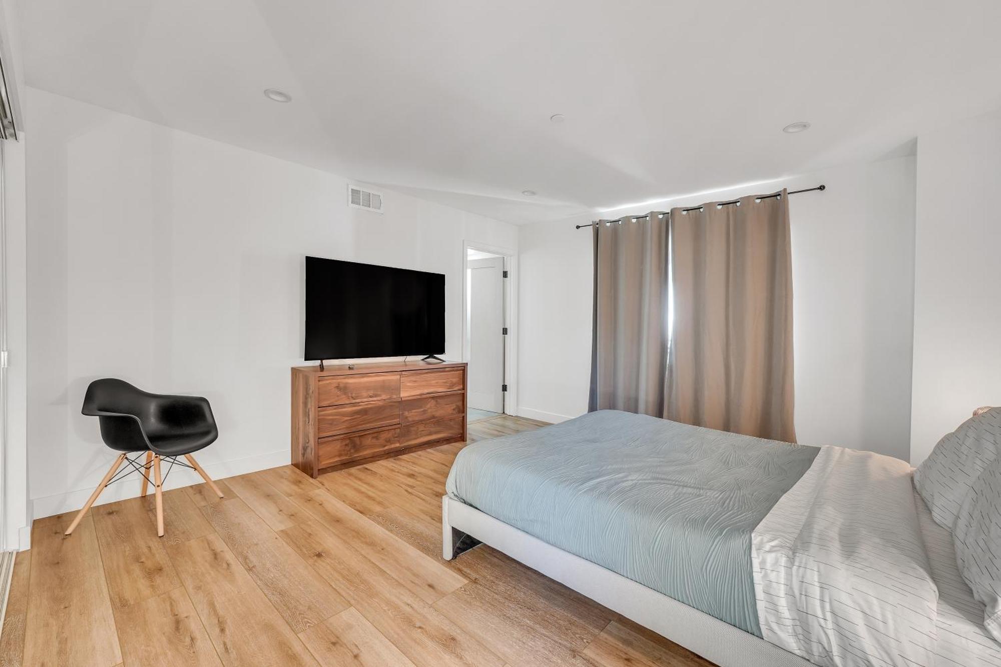 Luxurious Townhome W/3 Master Suites Gated Parking 로스앤젤레스 외부 사진