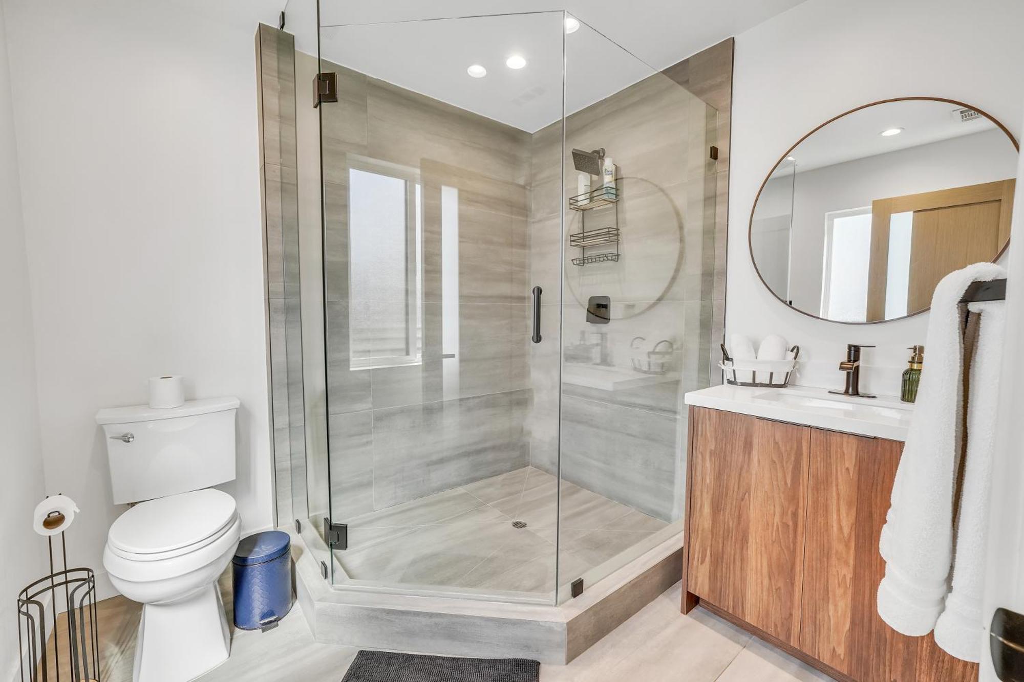 Luxurious Townhome W/3 Master Suites Gated Parking 로스앤젤레스 외부 사진