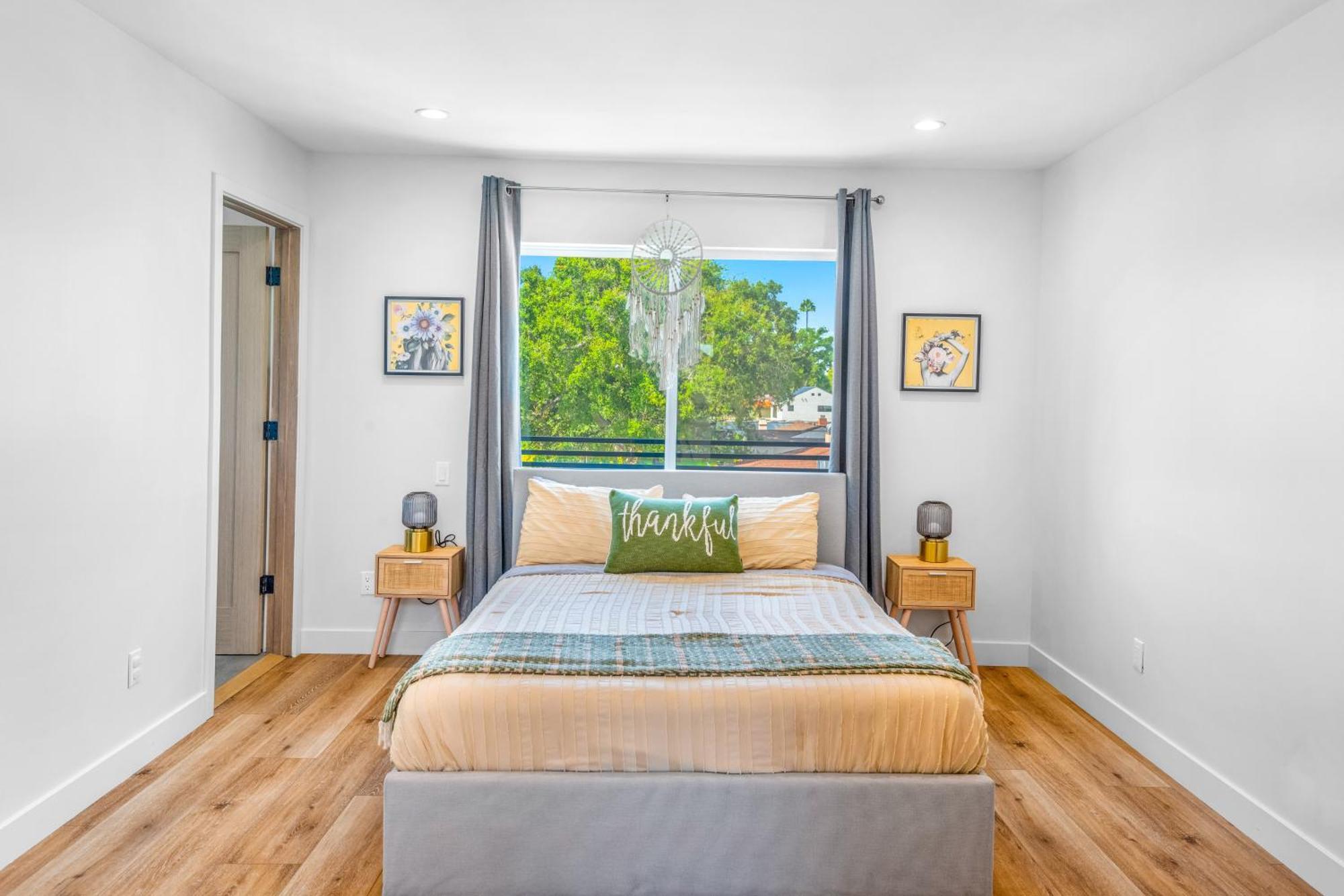 Luxurious Townhome W/3 Master Suites Gated Parking 로스앤젤레스 외부 사진