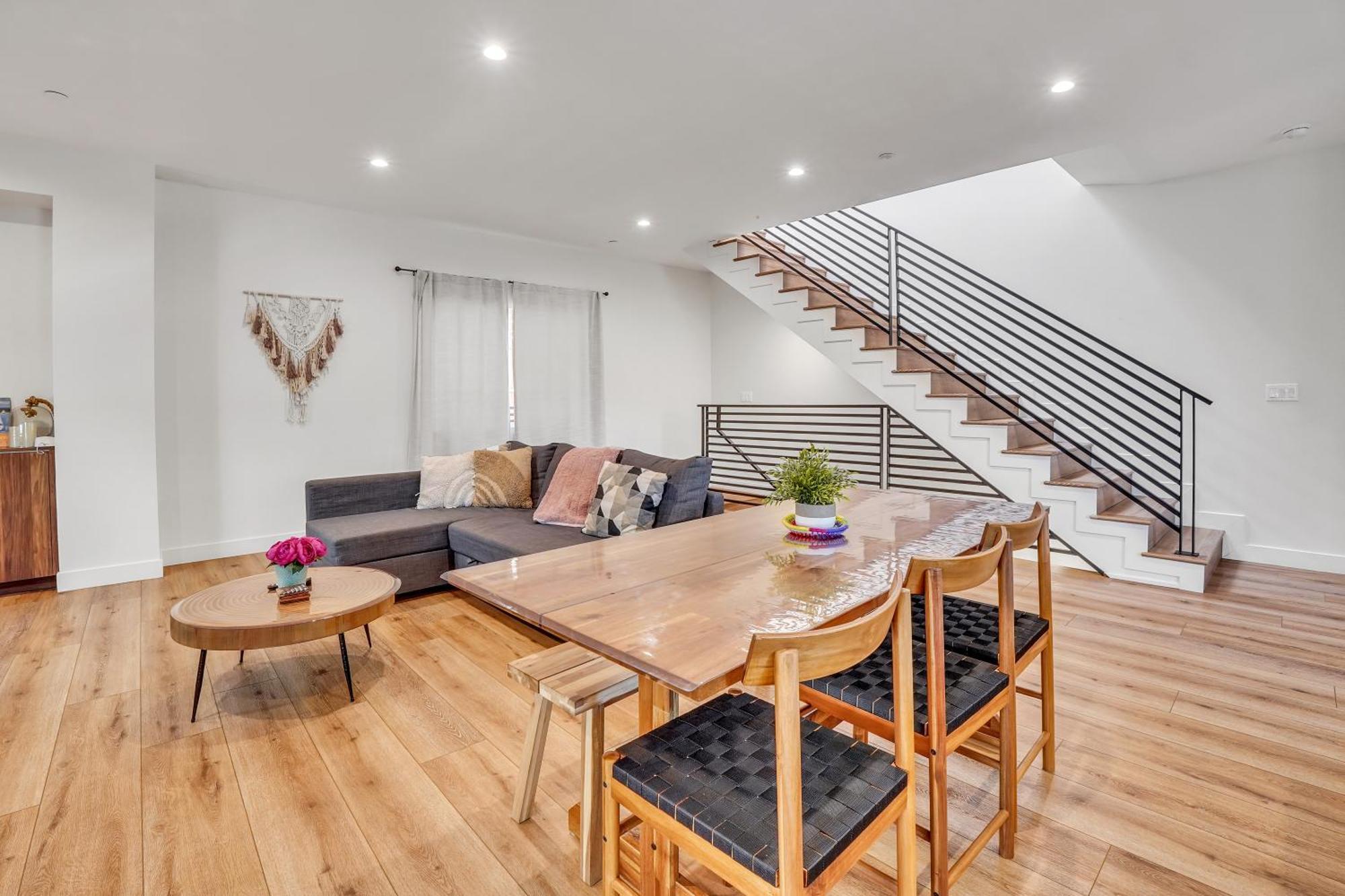Luxurious Townhome W/3 Master Suites Gated Parking 로스앤젤레스 외부 사진