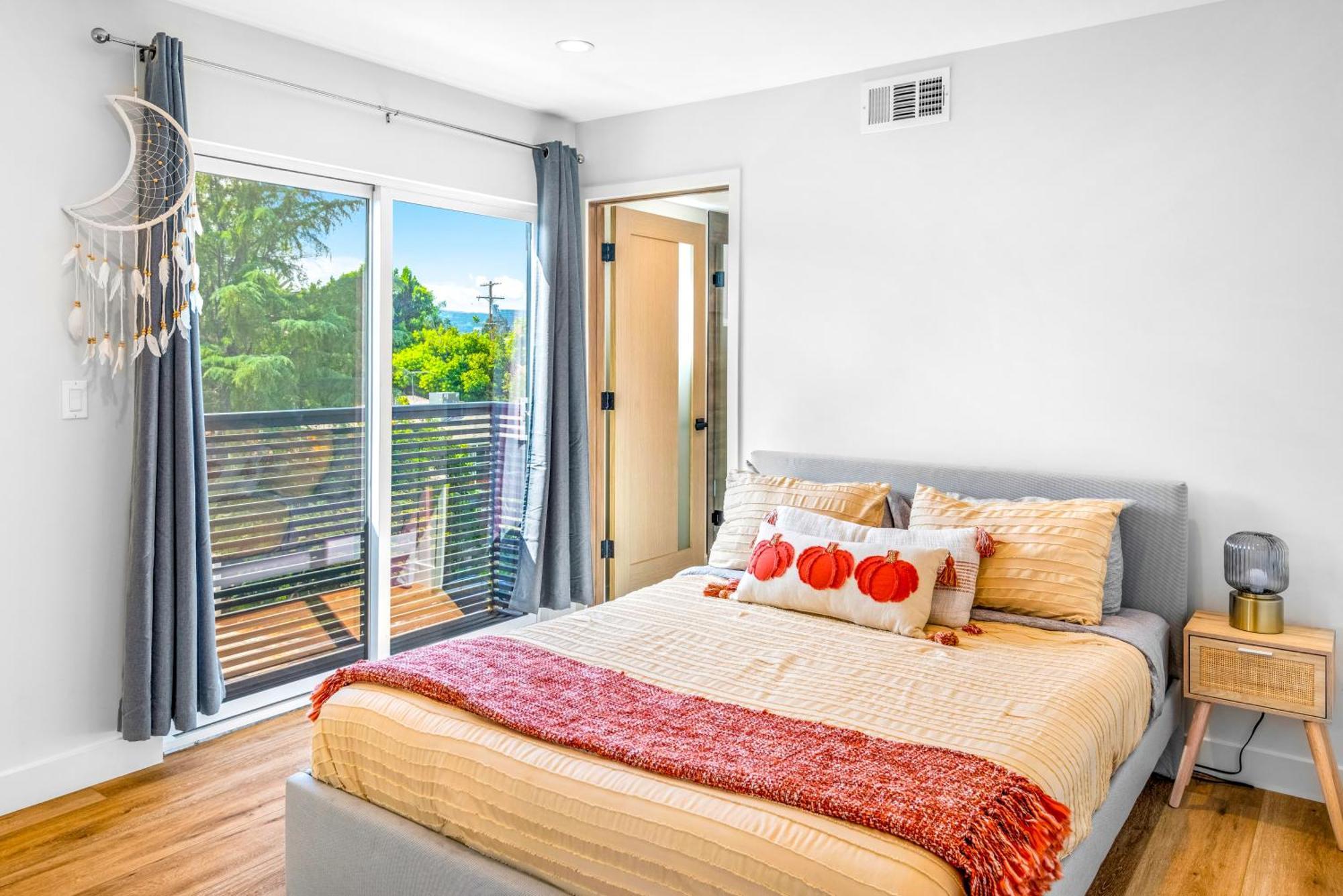 Luxurious Townhome W/3 Master Suites Gated Parking 로스앤젤레스 외부 사진